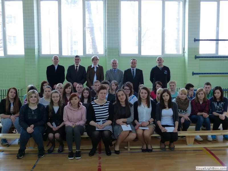 Stypendia za wyniki w nauce – marzec 2015