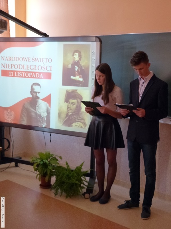 Lekcja patriotyzmu przygotowana przez klasę II a