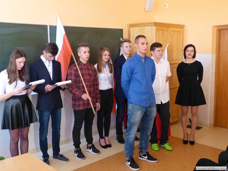 Lekcja patriotyzmu przygotowana przez klasę II a