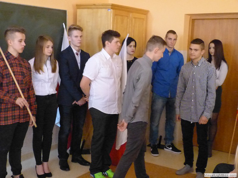 Lekcja patriotyzmu przygotowana przez klasę II a