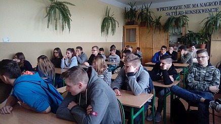 11 grudnia odbyło się spotkanie klasy III WZ z pielęgniarką szkolną…