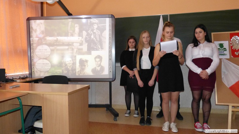 Uczniowie klasy II przygotowali pod kierunkiem pani profesor Renaty…
