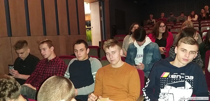„Obiecaj, że pomyślisz dwa razy zanim nazwiesz kogoś głupcem”- to…