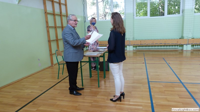 26 czerwca zakończono rok szkolny 2019/2020. W tym roku zakończenie…