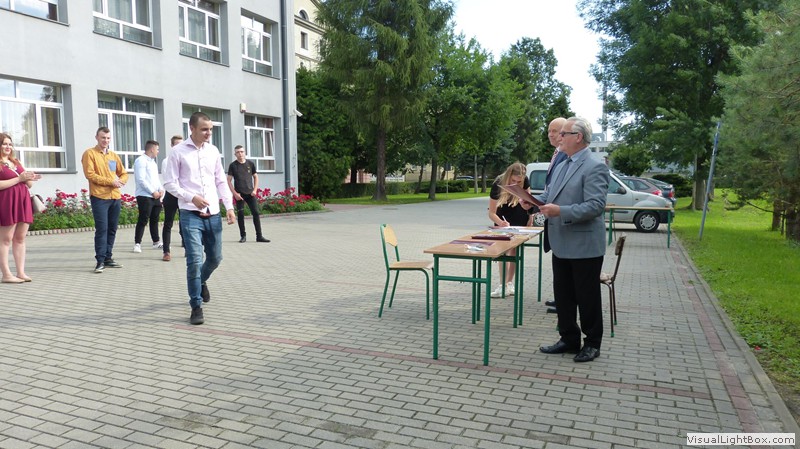 26 czerwca zakończono rok szkolny 2019/2020. W tym roku zakończenie…