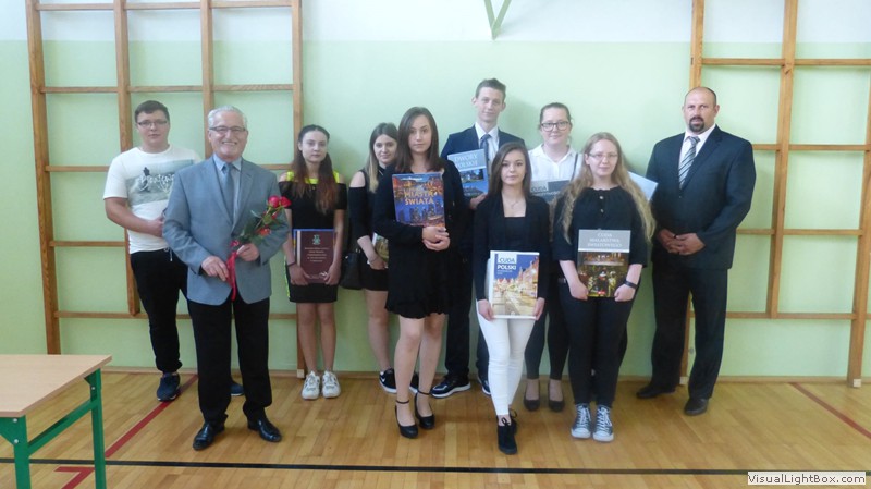 26 czerwca zakończono rok szkolny 2019/2020. W tym roku zakończenie…