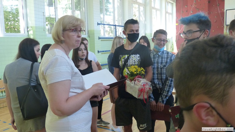 26 czerwca zakończono rok szkolny 2019/2020. W tym roku zakończenie…