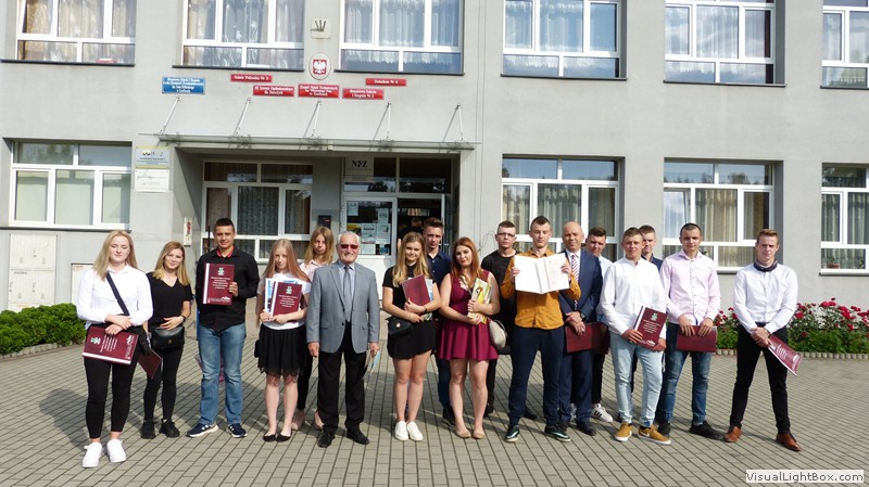 26 czerwca zakończono rok szkolny 2019/2020. W tym roku zakończenie…