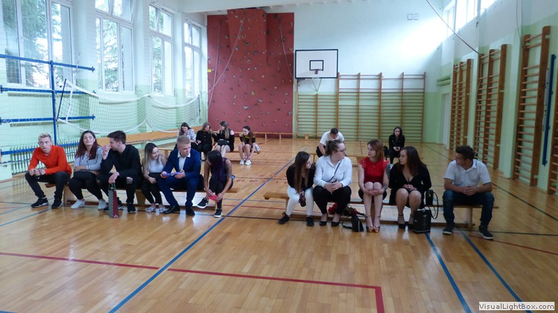 26 czerwca zakończono rok szkolny 2019/2020. W tym roku zakończenie…