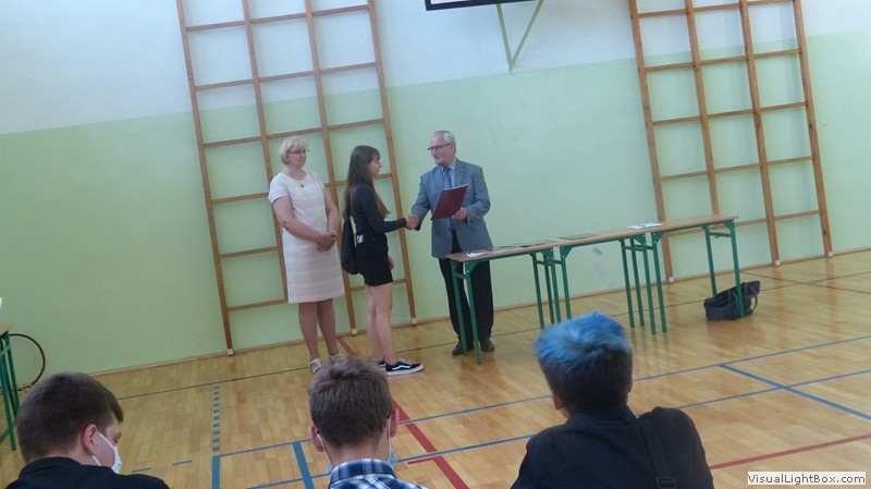 26 czerwca zakończono rok szkolny 2019/2020. W tym roku zakończenie…