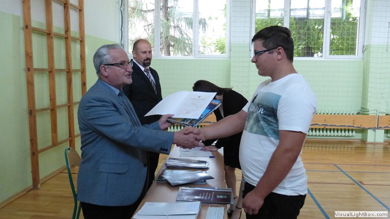 26 czerwca zakończono rok szkolny 2019/2020. W tym roku zakończenie…