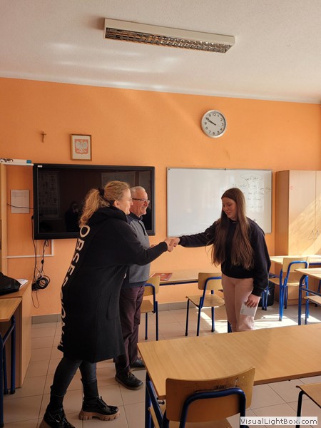 W dniu 4 kwietnia 2022 roku w obecności wychowawcy mgr Joanny Socha…