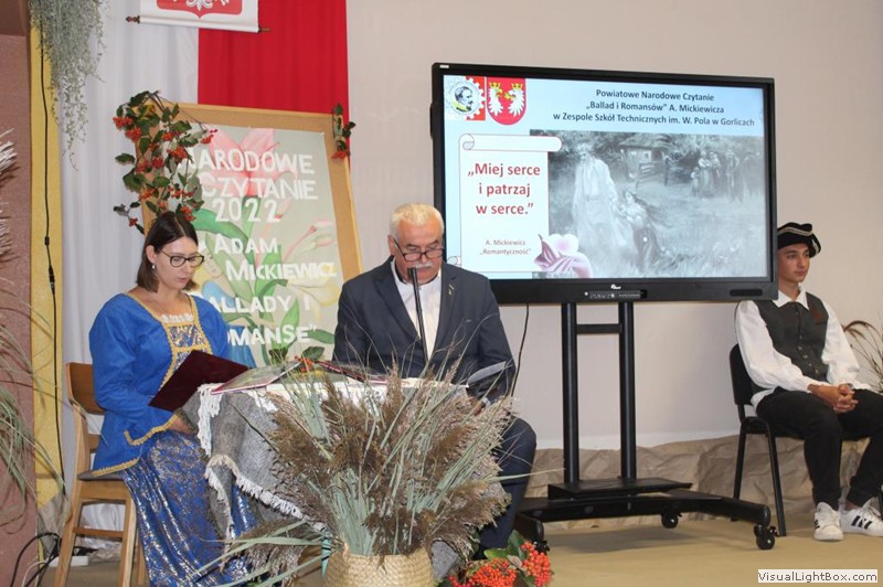 W całym kraju odbyło się wspólne czytanie „Ballad i romansów” Adama…