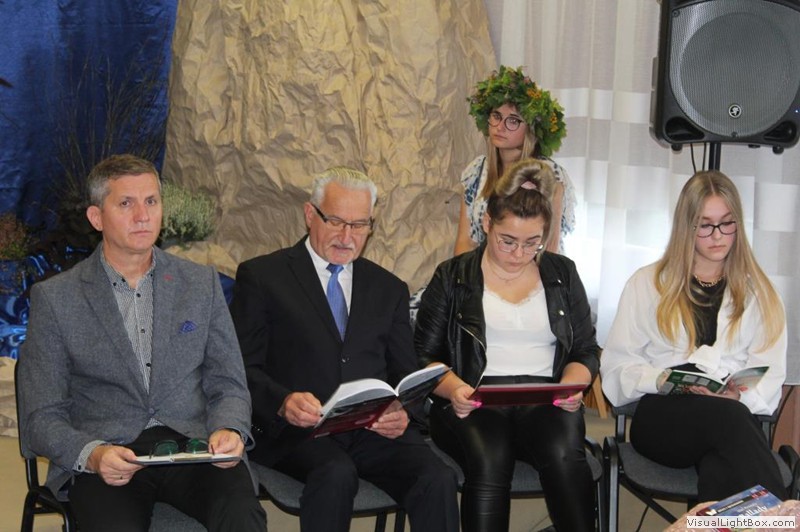 W całym kraju odbyło się wspólne czytanie „Ballad i romansów” Adama…