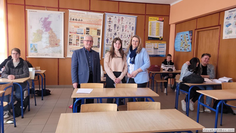 Stypendium za pierwsze półrocze roku szkolnego 2022/2023 wręczone