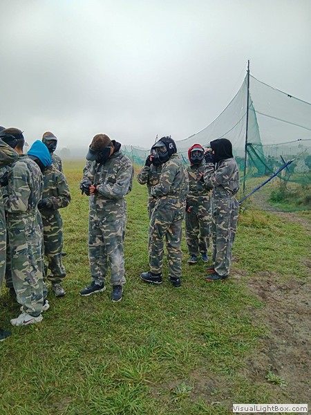 Paintball - moc adrenaliny, świetna zabawa.
