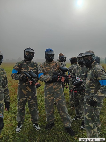 Paintball - moc adrenaliny, świetna zabawa.