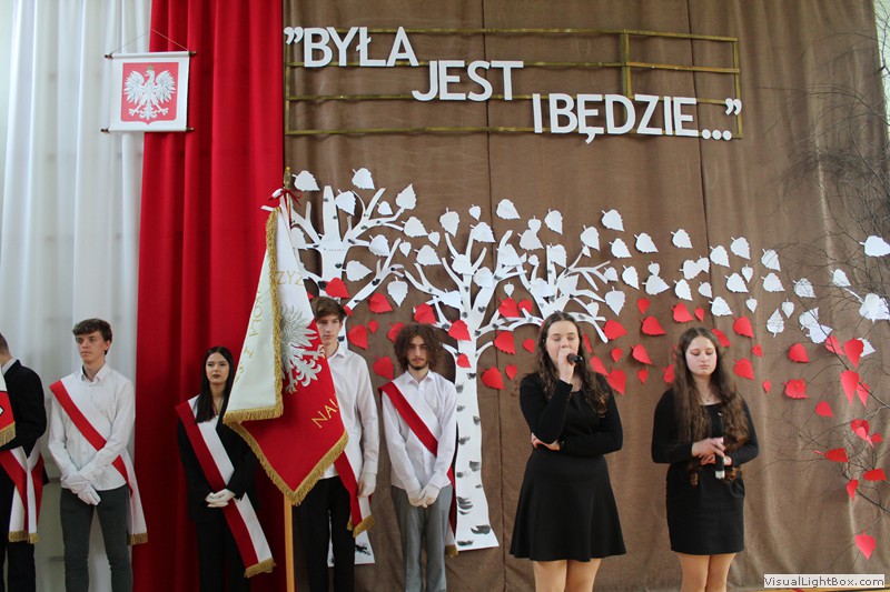 Akcja "Szkoła do Hymnu" i 105. rocznica odzyskania Niepodległości