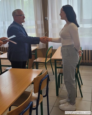 Wręczenie certyfikatów