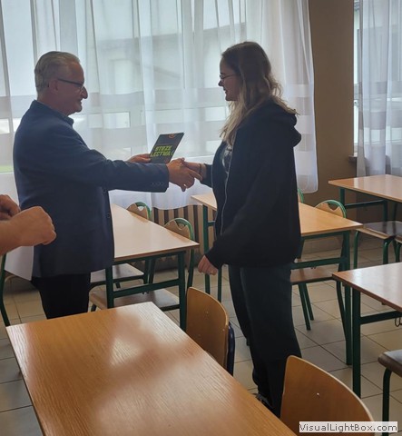 Wręczenie certyfikatów