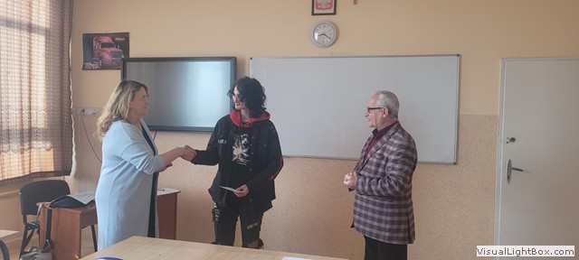 Stypendium za pierwsze półrocze roku szkolnego 2024/2025 wręczone
