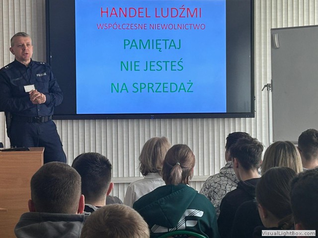 Prelekcja na temat handlu ludźmi