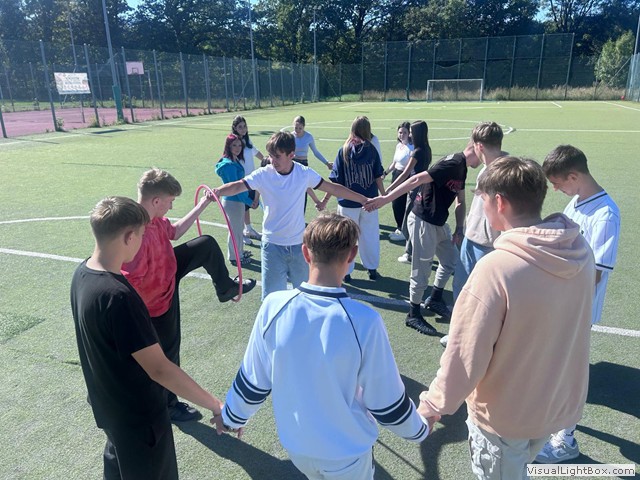 Integracja klas pierwszych – zdjęcie 12